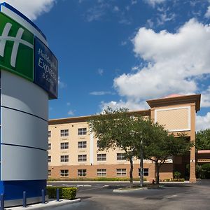 Holiday Inn Express & Suites Plant City By Ihg