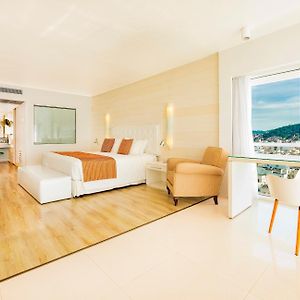 Habitación con Cama King