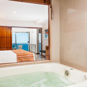 Habitación con Cama King